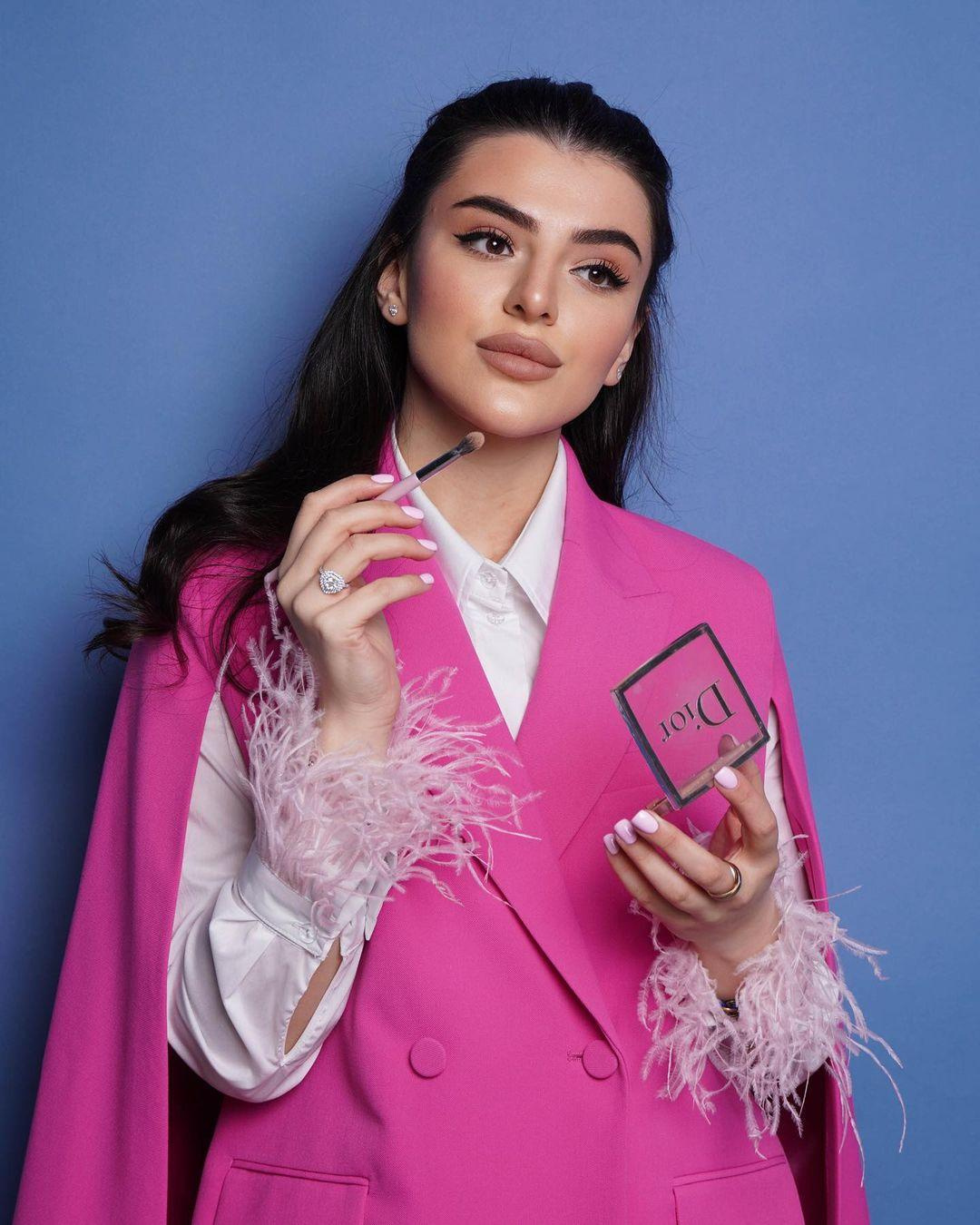 Бизнес-портреты/Врачи/Эксперты. Топ-фотограф и графический дизайнер |Москва