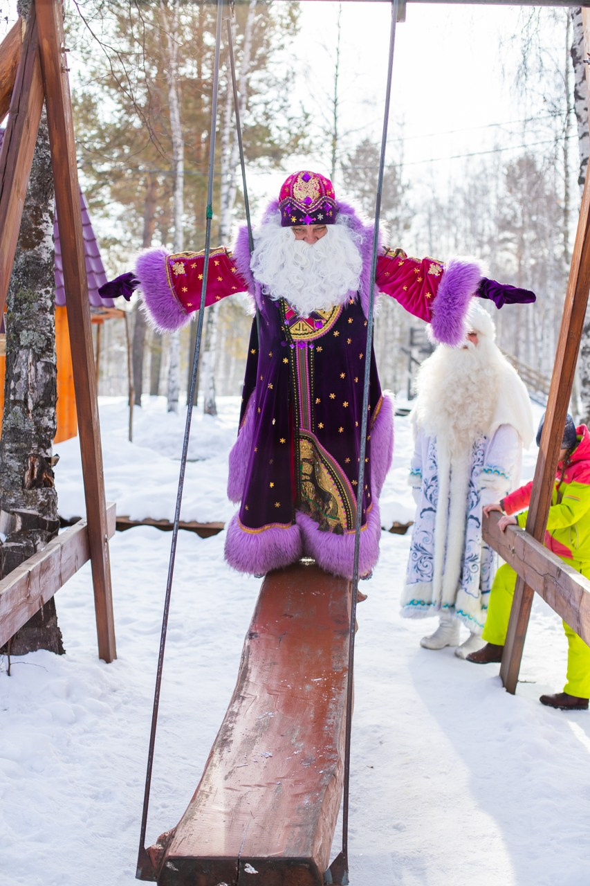 Ледяная сказка Байкала. Фотограф Наталья Кургина Слюдянка Иркутск