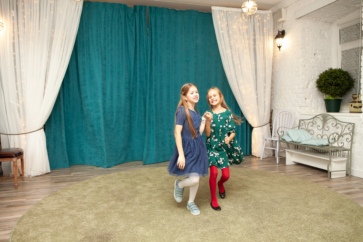 Детский день рождения в Алисин домик. Детский и семейный фотограф в Москве СВАО Екатерина Алалыкина