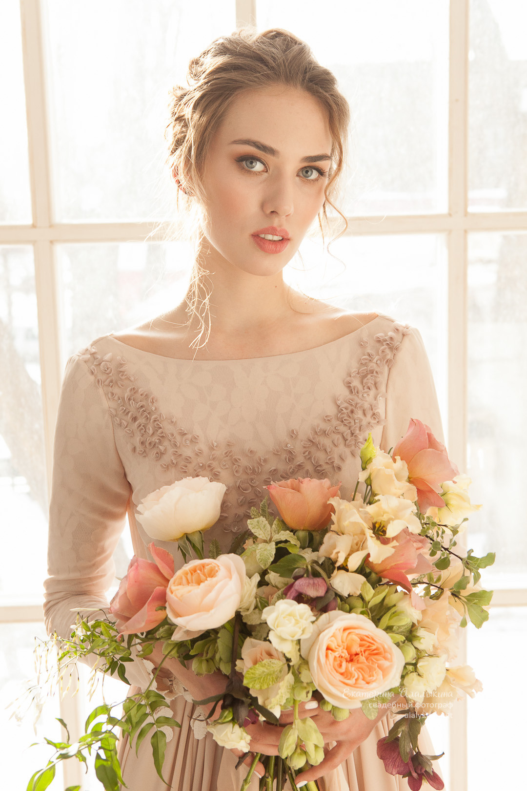 Свадебная фотосессия в студии в Москве. Детский и семейный фотограф в Москве СВАО Екатерина Алалыкина