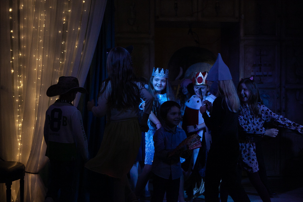 Детский день рождения в Алисин домик. Детский и семейный фотограф в Москве СВАО Екатерина Алалыкина