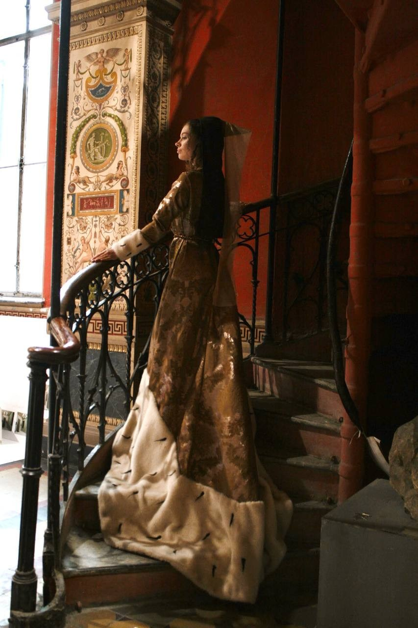 Готический. Костюмер, художник кино и телевидения в спб