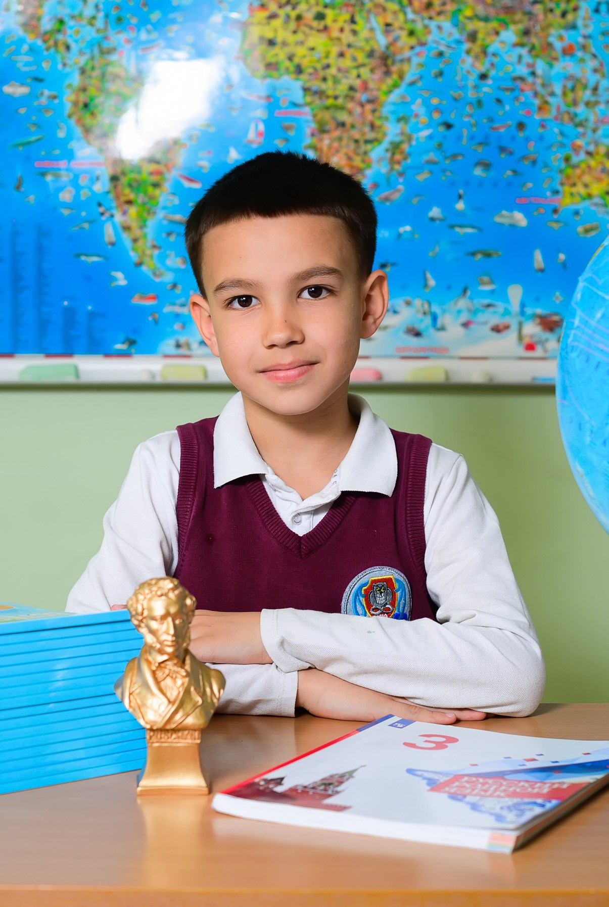 Портрет и общая фотография класса. Выпускной школьный альбом в Москве / Школьный фотограф Юлия Михайленко