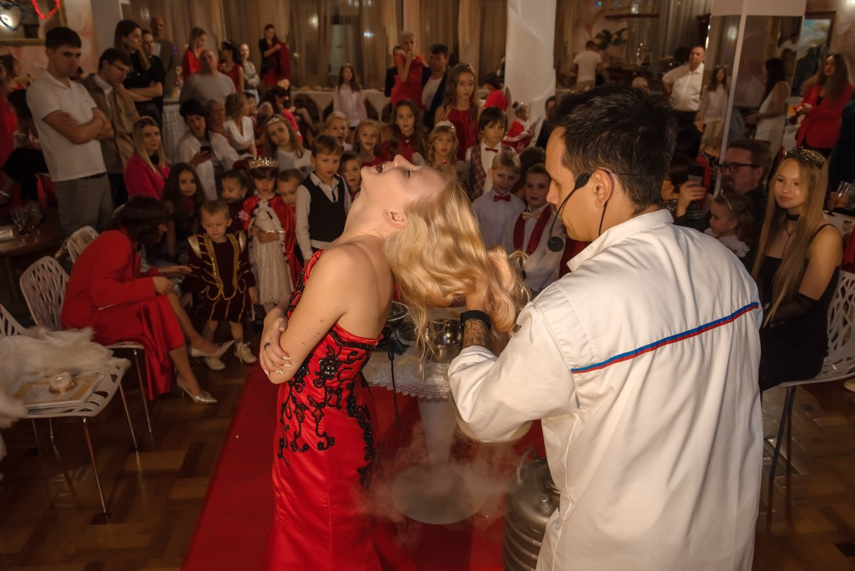 Выпускной в детской школе моделей HAPPYkids 2024. Семейный и коммерческий фотограф в Сочи Александр Бодунов