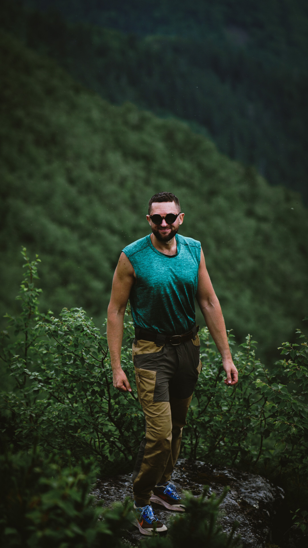 Фотограф в горах. Главная