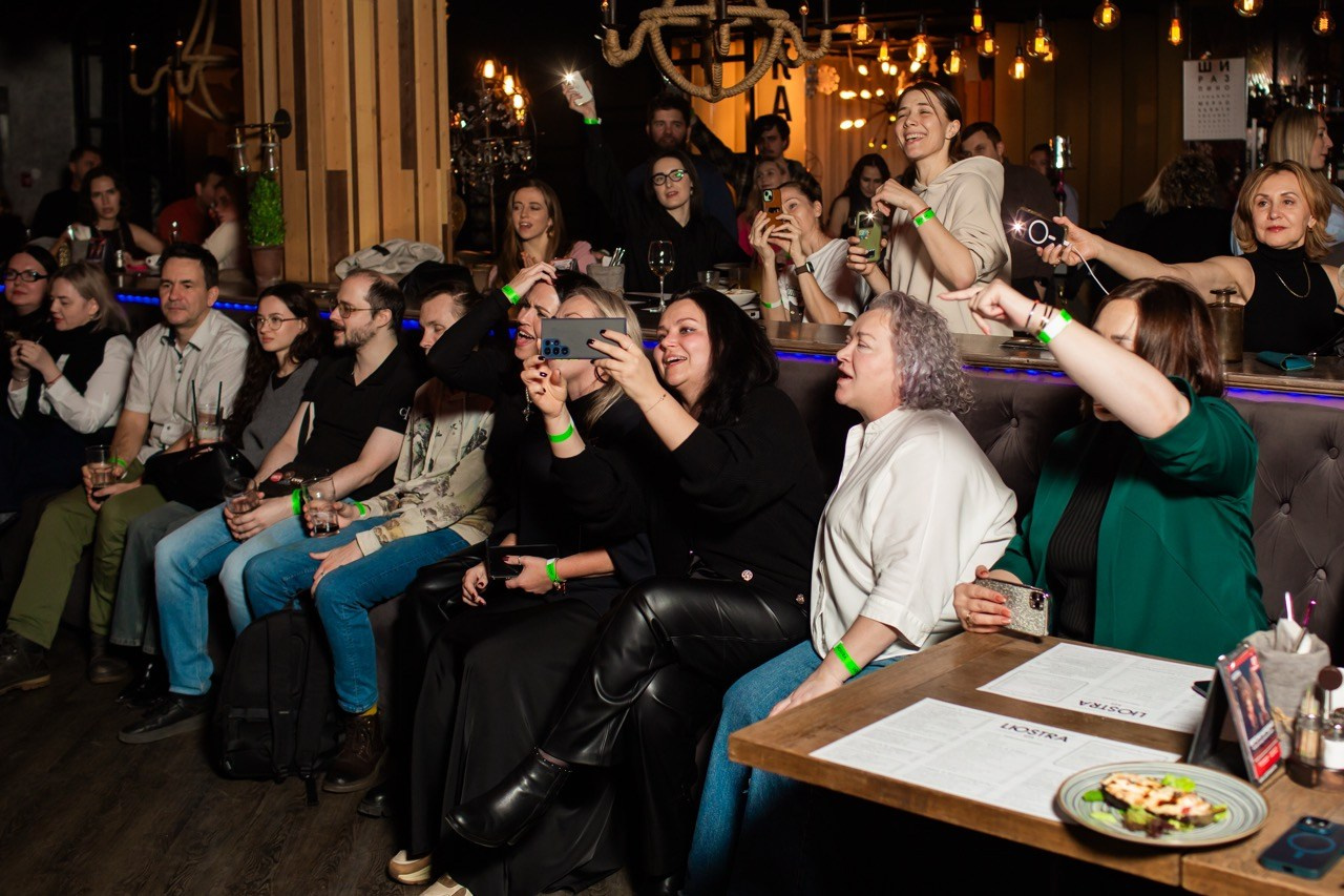 LЮSTRA bar 10.12.2025. Московская кавер-группа BankBand