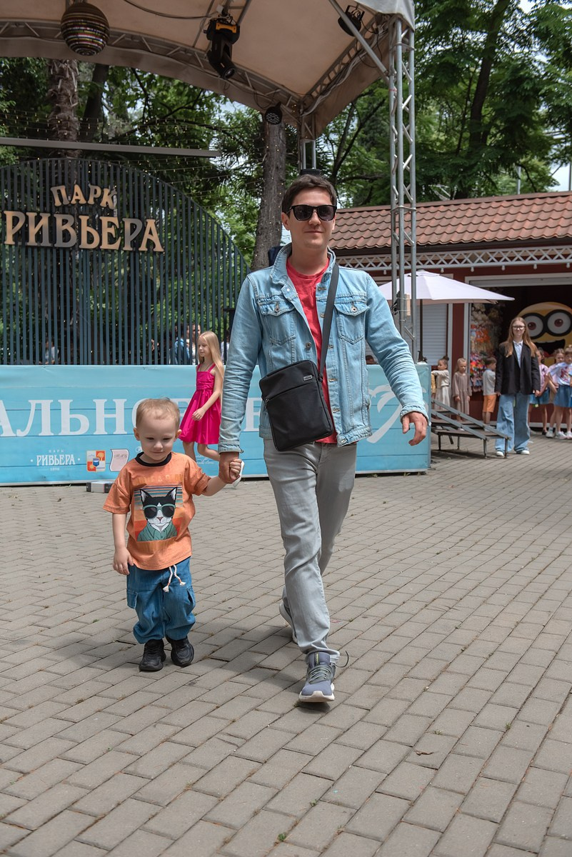 Парк Ривьера дефиле HAPPYkids. Семейный и коммерческий фотограф в Сочи Александр Бодунов