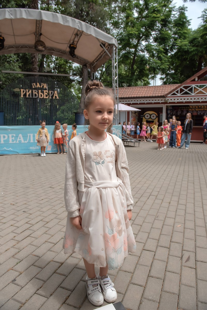 Парк Ривьера дефиле HAPPYkids. Семейный и коммерческий фотограф в Сочи Александр Бодунов