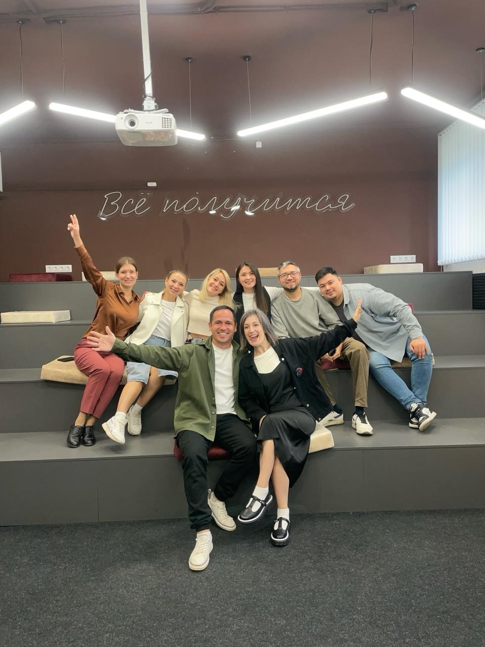 Выпускные альбомы. Akhmadeevmedia.ru