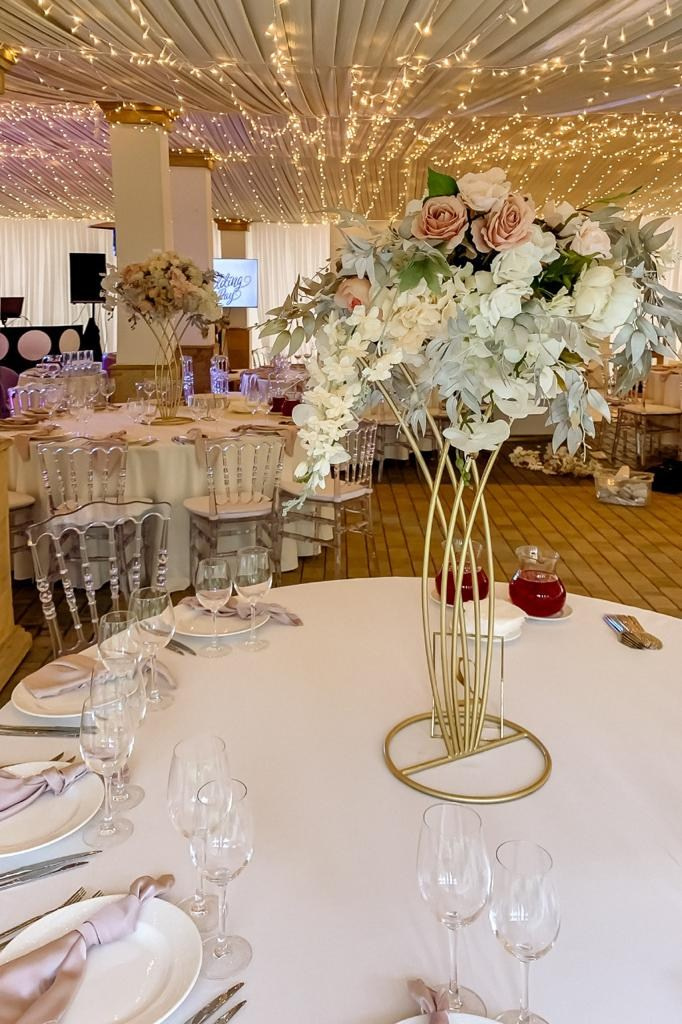 Площадка № 2-8. Свадебный организатор Москва