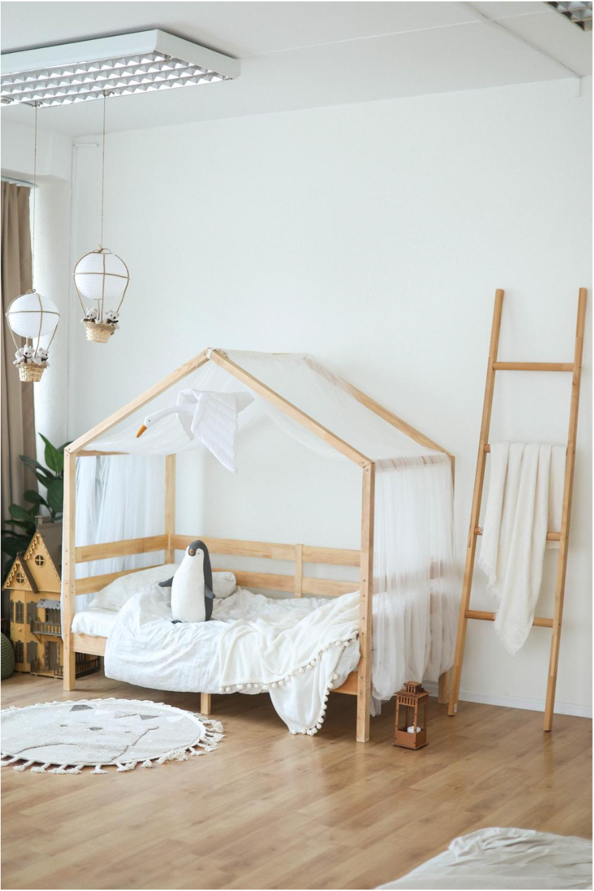 В будни 1 час 2800 руб/час, от двух часов 2600 руб/час; в выходные 1 час 3000 руб/час, от двух часов 2800 руб/час. Москва, улица Талалихина 41с14