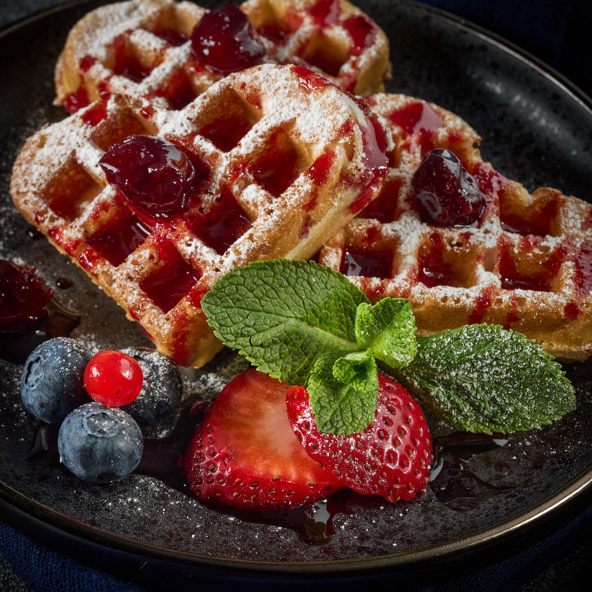 Бельгийские вафли. Фудфотосъемка для меню.