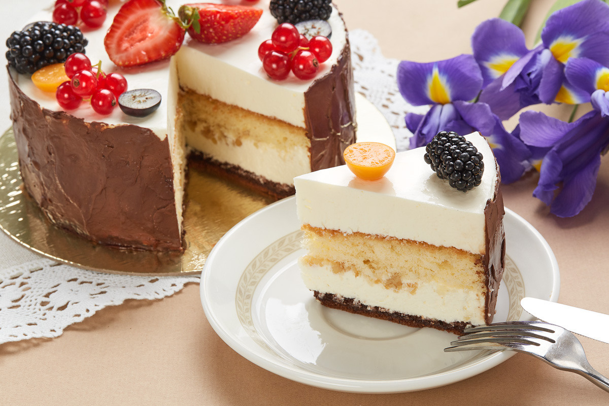 Фотосъемка тортов и кондитерских изделий для меню.