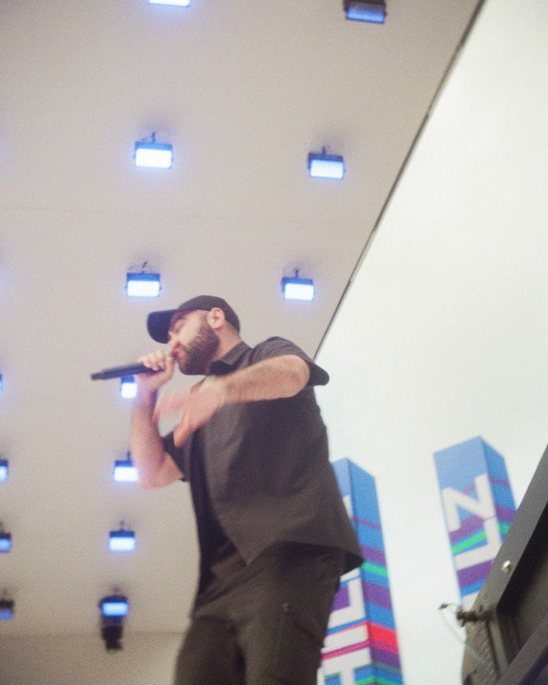 Дополнительно. Плёночный фотограф Москва, Саша Звук