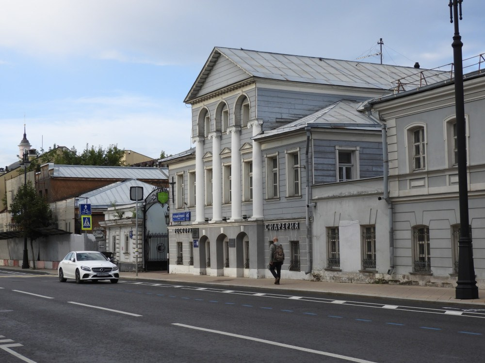 Татьяна Барлас  - аттестованный экскурсовод по Москве. П&П — Полезное с Приятным. Фотоэкскурсии — Москва на память. Экскурсовод и фотограф в Москве. Увези столицу в своём альбоме!