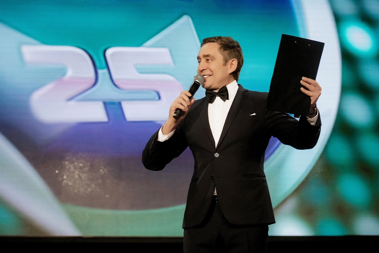 Корпоративы. Ведущий Валерий Чигинцев