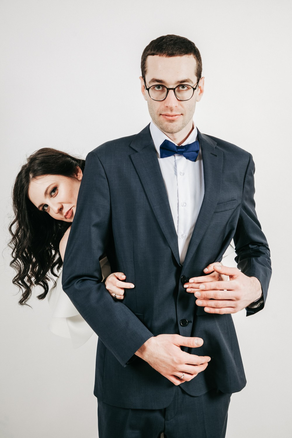 свадебное платье в спб, найти свадебный салон, букет для невесты, хороший ведущий на свадьбу, костюм для жениха, платье для невесты,  подшить свадебное платье, ателье свадебное, фотограф на свадьбу, выпуск, праздник, венчание