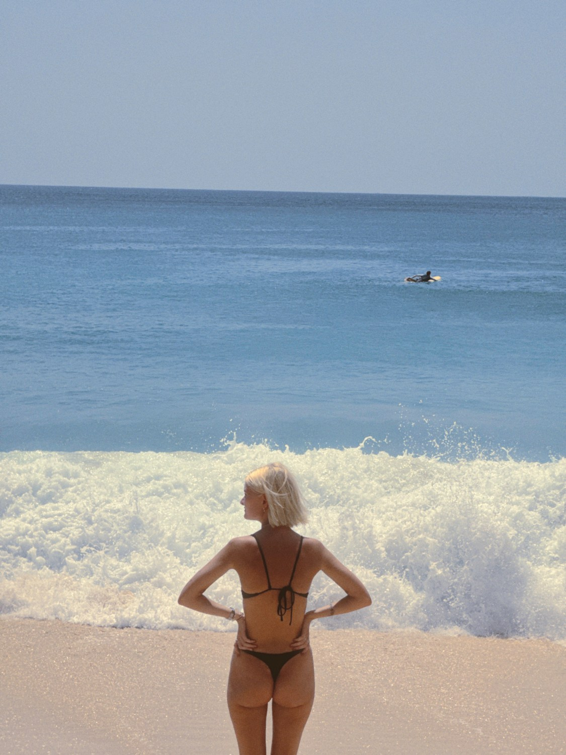 Современная концептуальная фотография о теле, уязвимости и идентичности. Визуальная практика на стиле честности, пост-иронии и искусства.Рекламная фотография, Концептуальная фотография, Современный художник, Психология, Коммерческий фотограф, Репортажный фотограф, Стрит фотография, Арт, Сюрреализм, Мобильная фотография, Снято на айфон, Дима Бурза