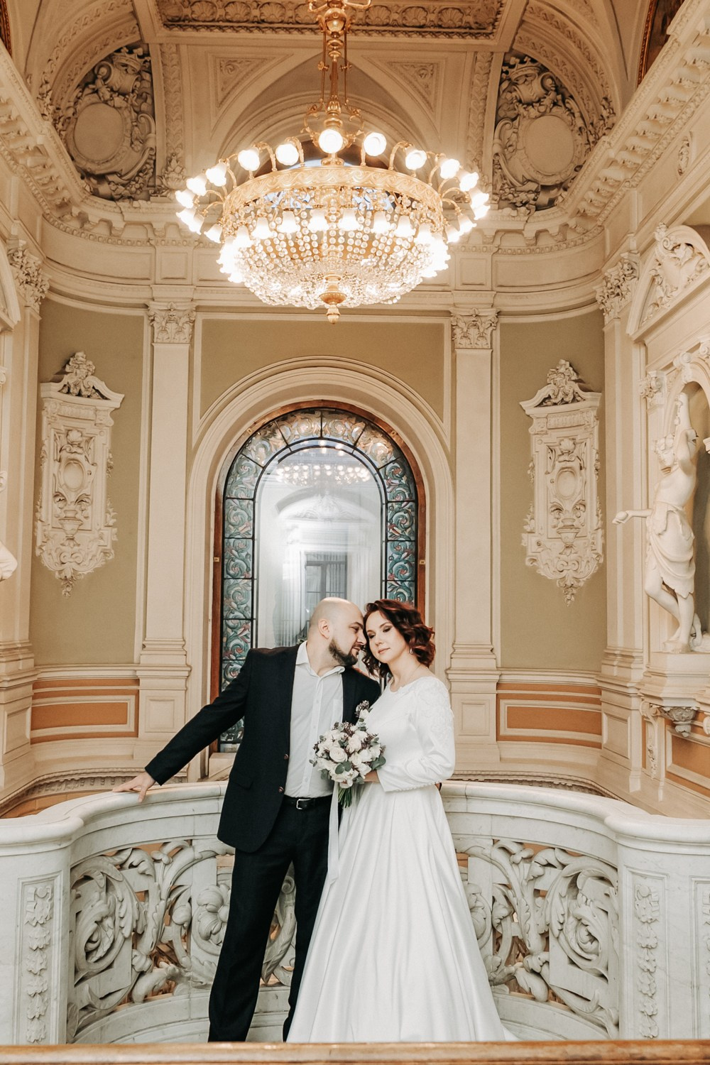 Свадебный фотограф в Санкт Петербурге, Москве. Фотограф крещение венчание в Петербурге! Помогает подобрать храм и посоветовал душевного батюшку в СПб