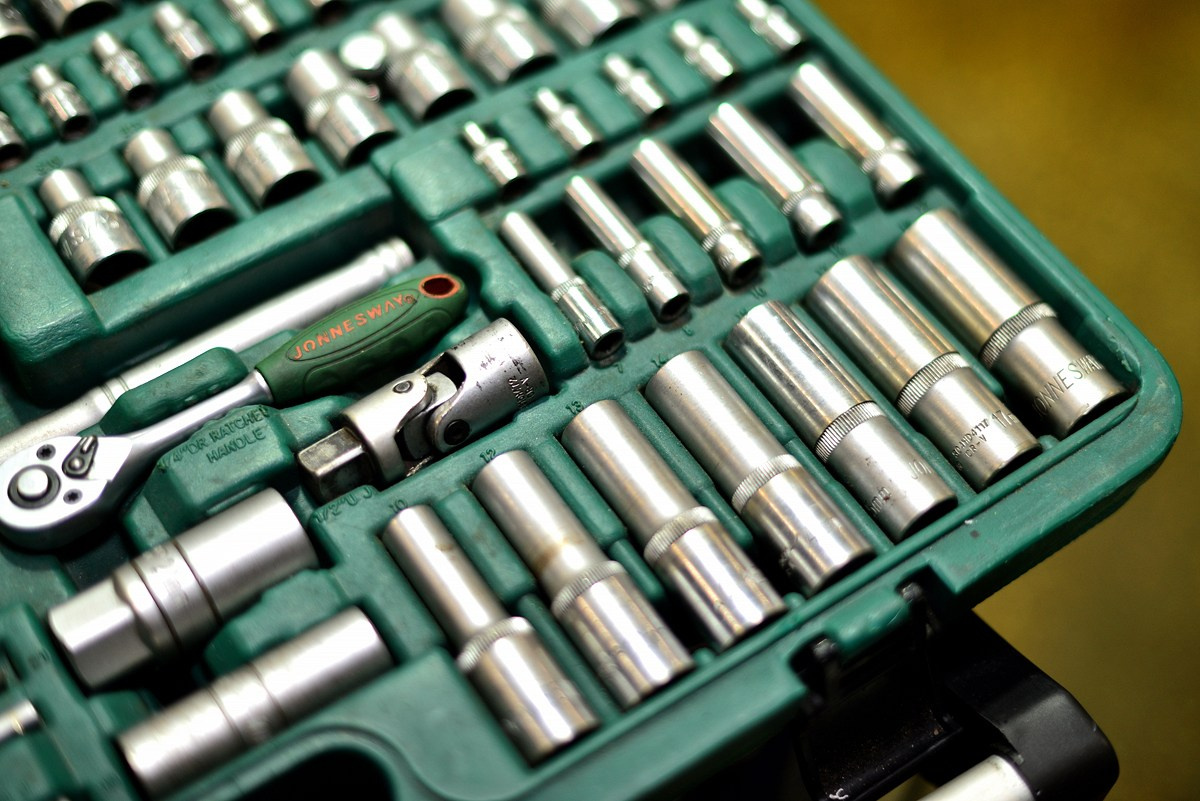 Центр технического обслуживания. Фотограф Сергей Сергеев