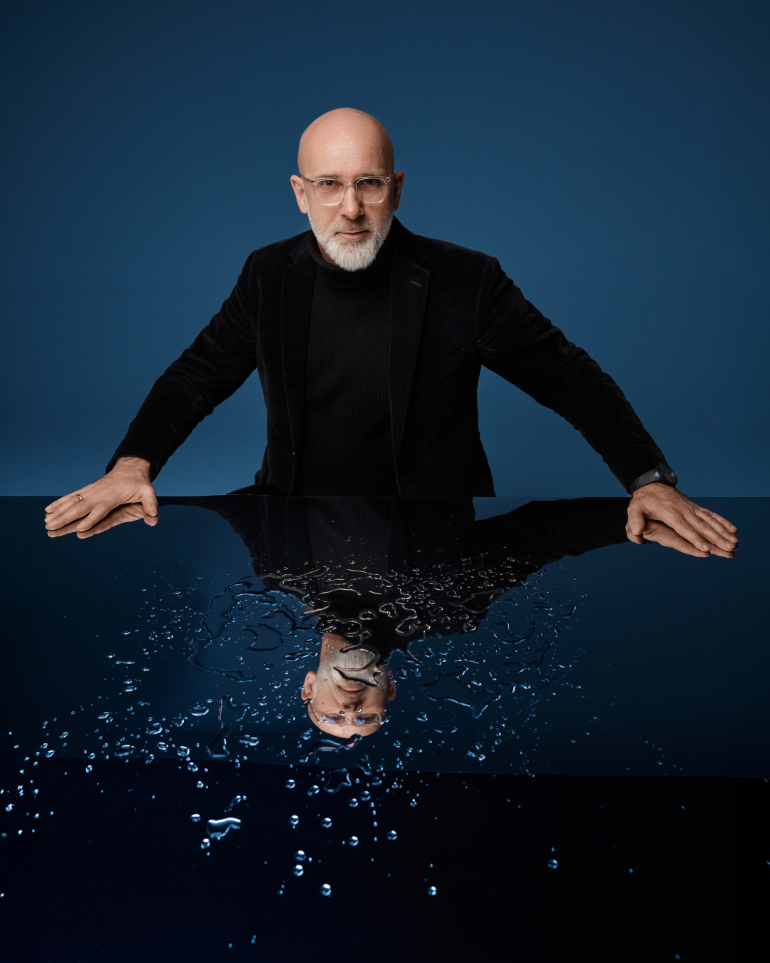 Alexandar Zeremski. Антон Вельт, арт-директор, фотограф