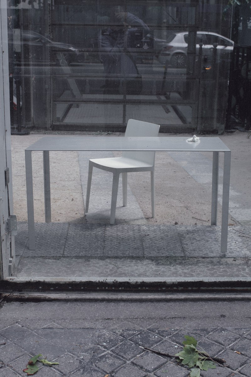 Showside. Eduard Savosin | Documentary & Portrait Photographer in Paris