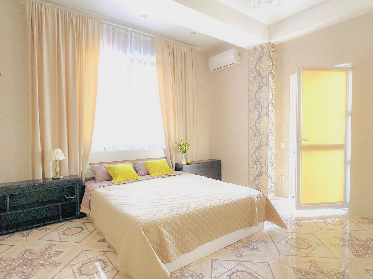 Уютная, новая квартира в центральном районе Сочи рядом с морем!. Квартиры посуточно, длительно в Сочи, LARA APART GROUP