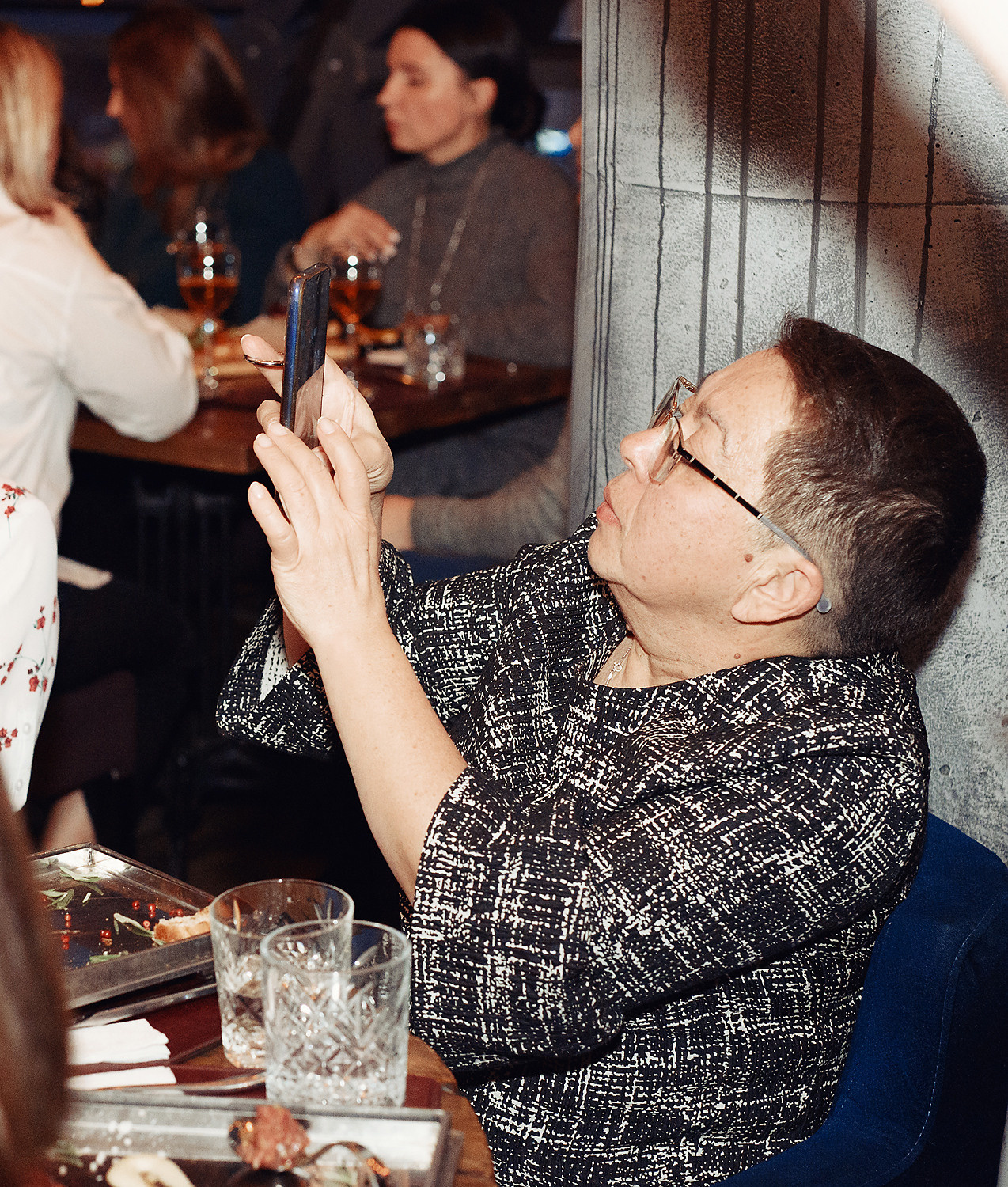 Гриль и бутыль. Агентство личного бренда «Брендовски»