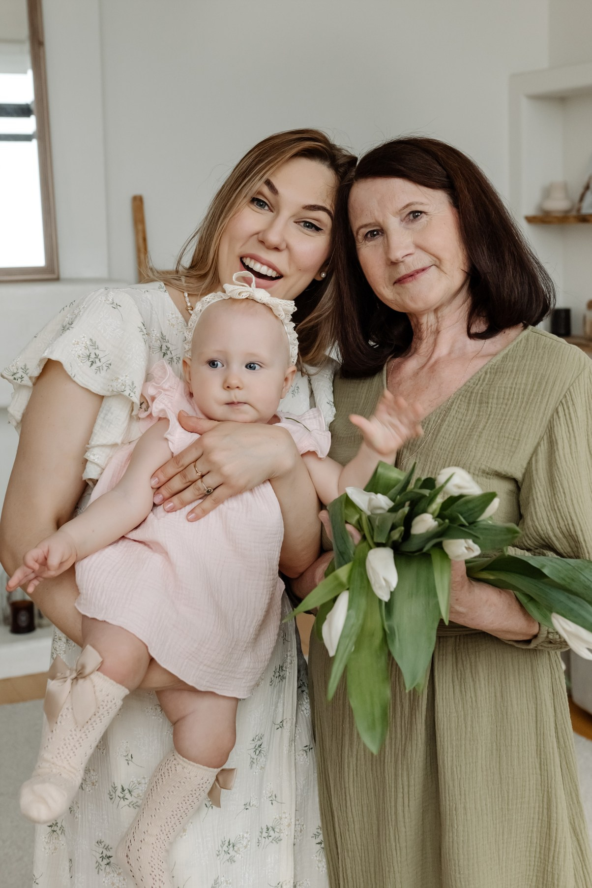 Семейная фотосессия с тюльпанами. Свадебный и семейный фотограф в Санкт-Петербурге Елена Худякова