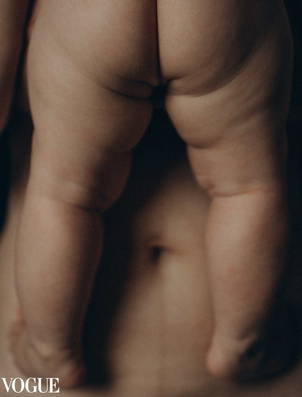 Кадры, попавшие в VOGUE. Ньюборн и детский фотограф в Москве Шигина Марина