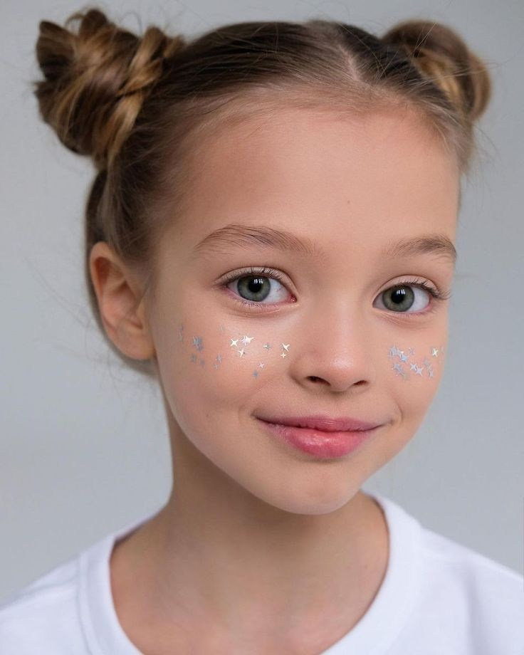 Идеальный расписание. Выпускные альбомы в Москве FOTOVMESTE