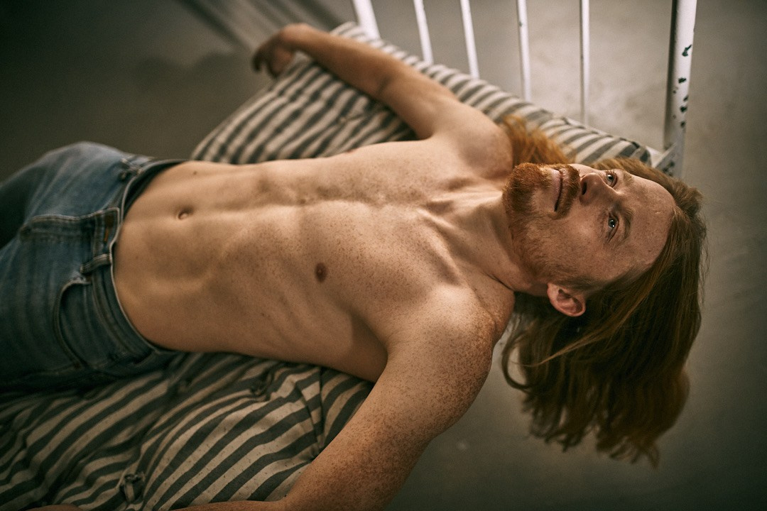  Фотограф парней