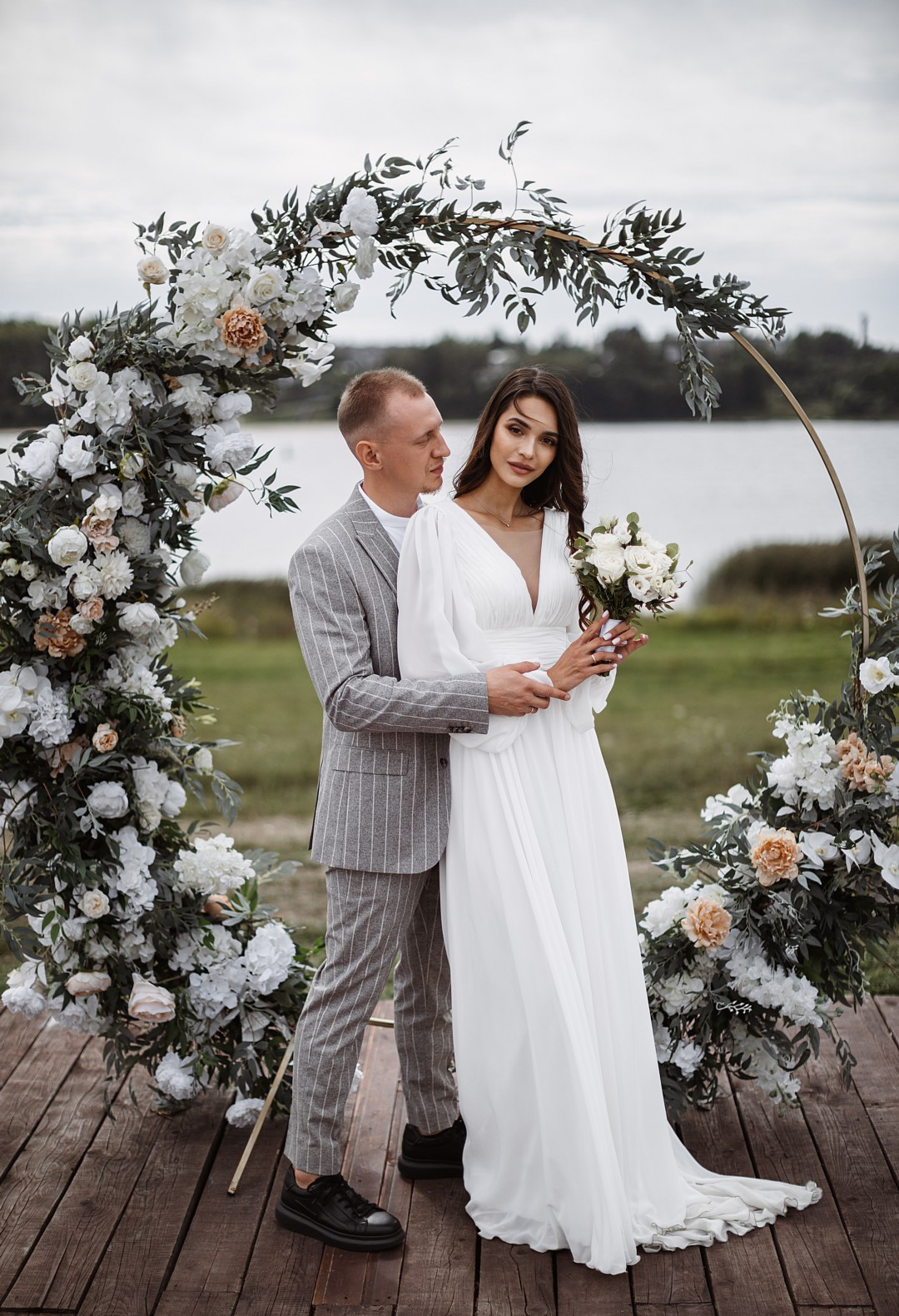 Глемпинг парк атмосфера и изысканная свадебная романтика в фотографиях. Свадебный фотограф Ярославль Дмитрий Васячкин