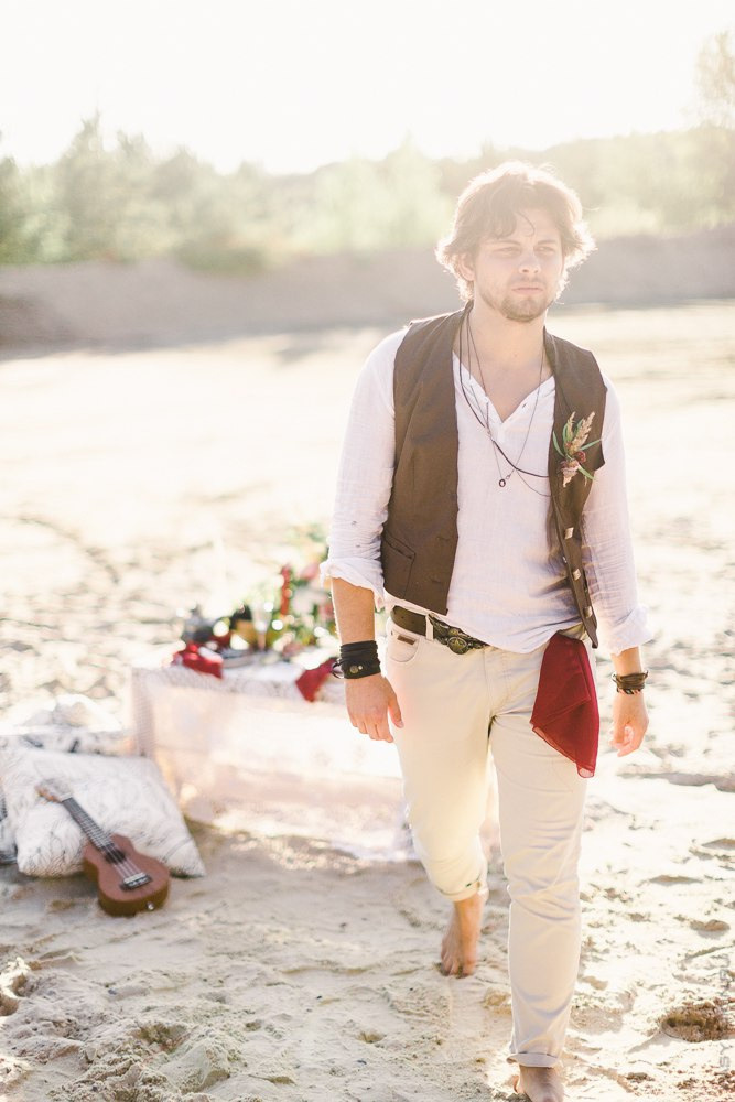 Фотография с конной прогулкой на свадьбу в Москве