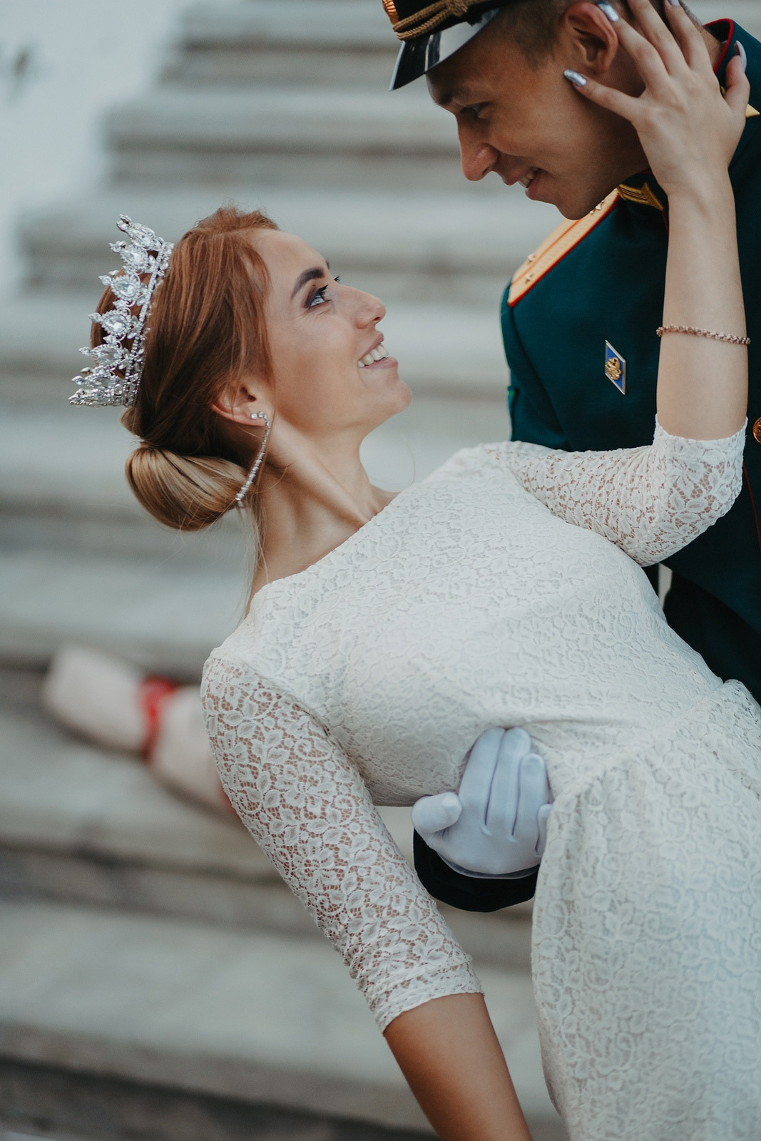  Пара в ретро-стиле: военная форма и свадебное платье в Ярославле  