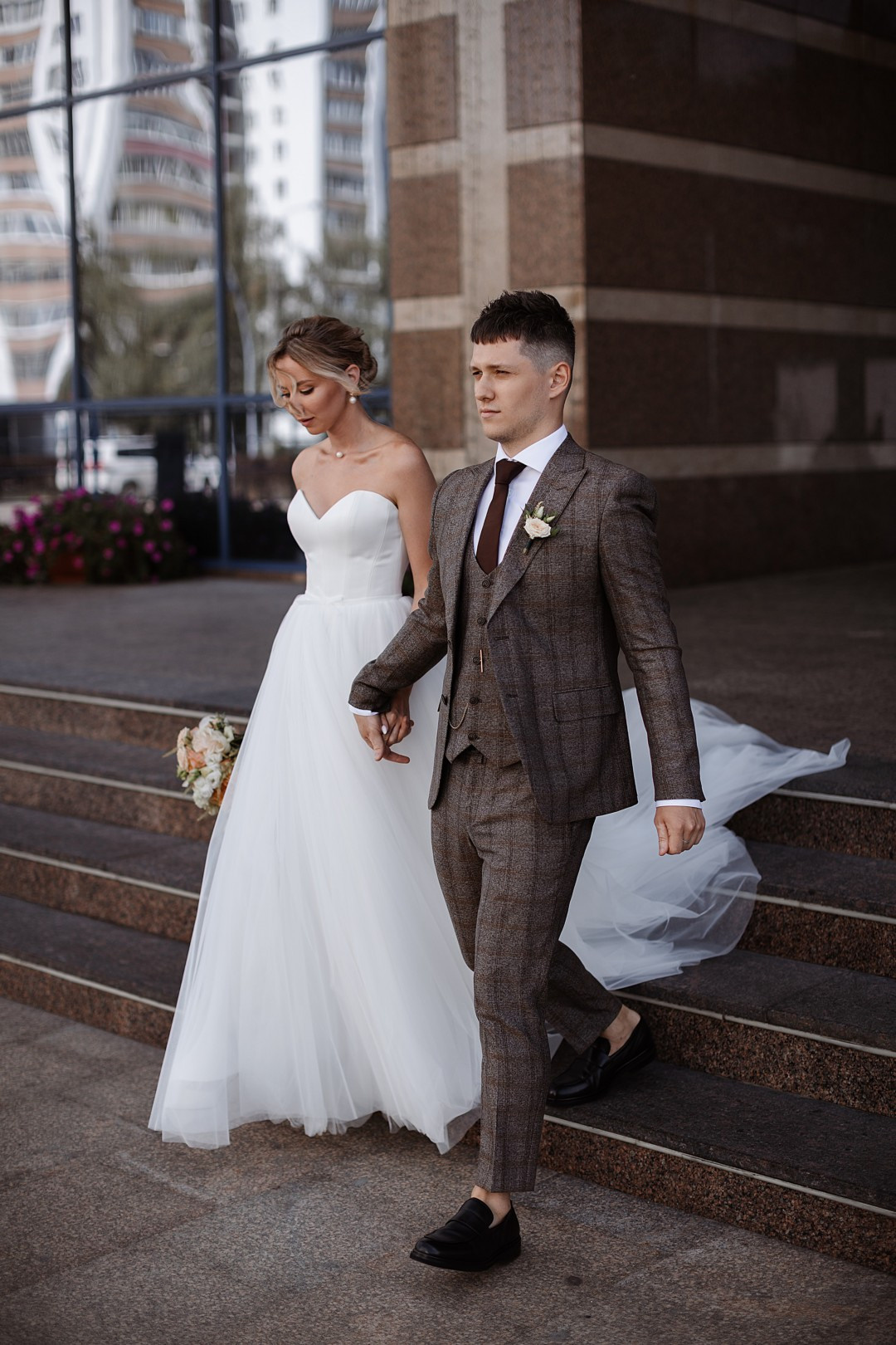  Романтичный вечер на площади Ломоносова