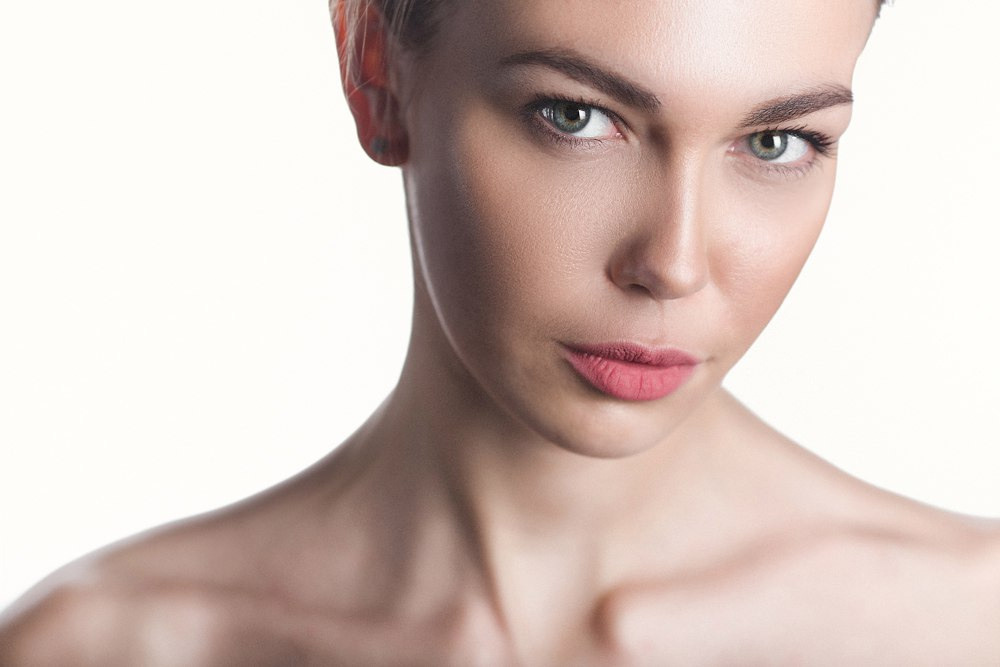 Пленительные поцелуи влюбленных