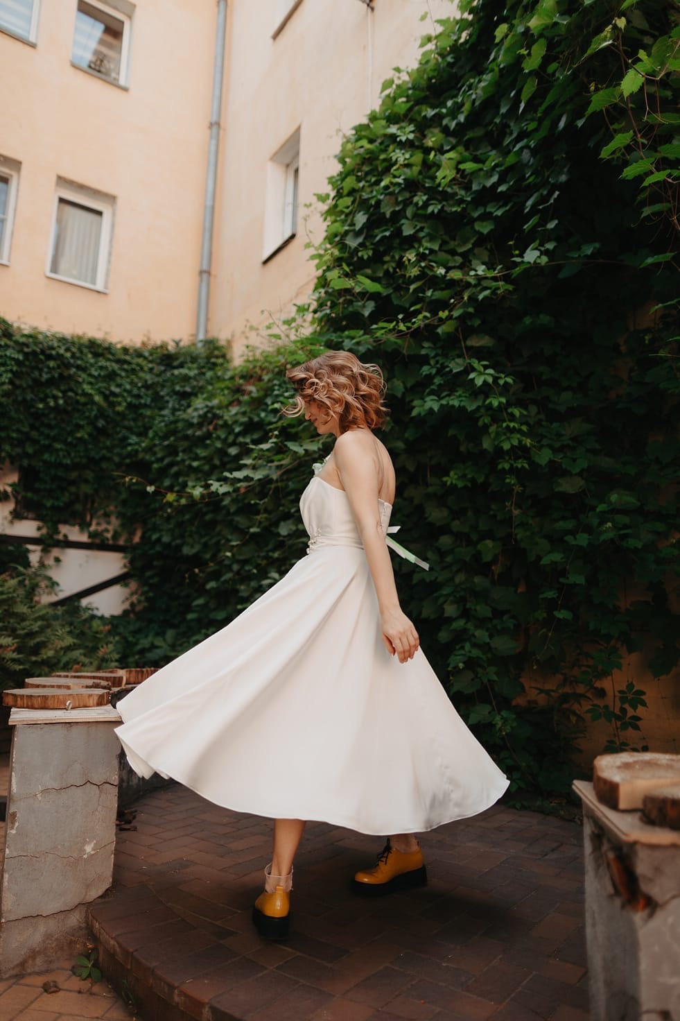 Сочные цвета на свадебных снимках ярославля под веселую музыку. Свадебный фотограф Ярославль Дмитрий Васячкин