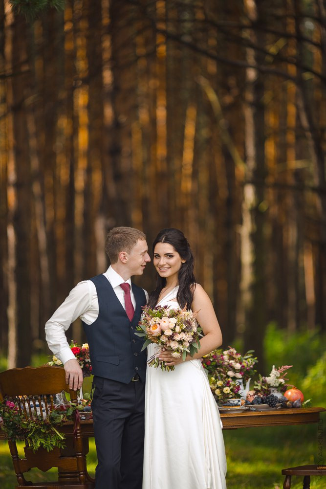 Луч света на свадебном снимке