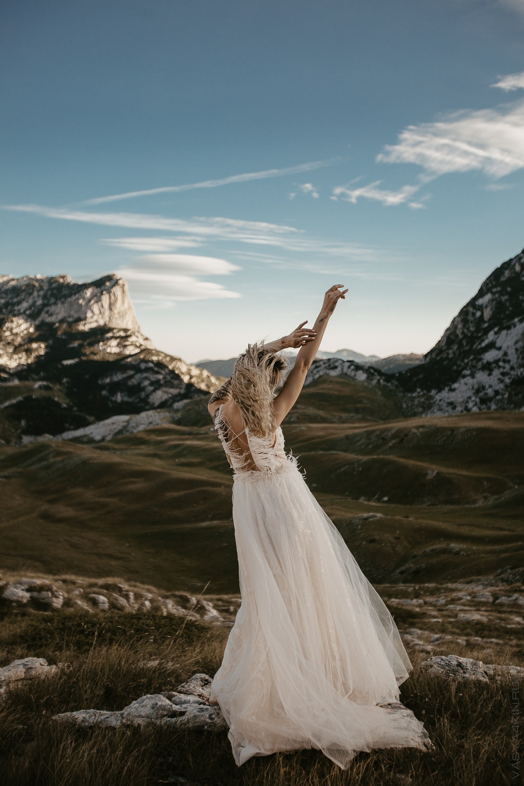 Веселые свадебные игры и конкурсы