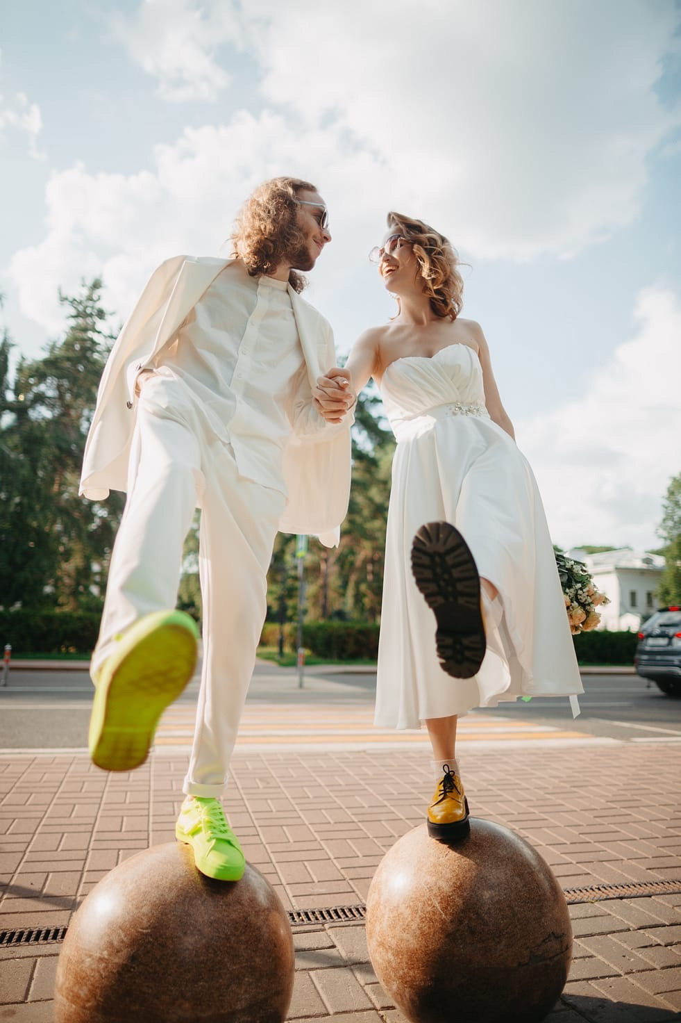 Сочные цвета на свадебных снимках ярославля под веселую музыку. Свадебный фотограф Ярославль Дмитрий Васячкин