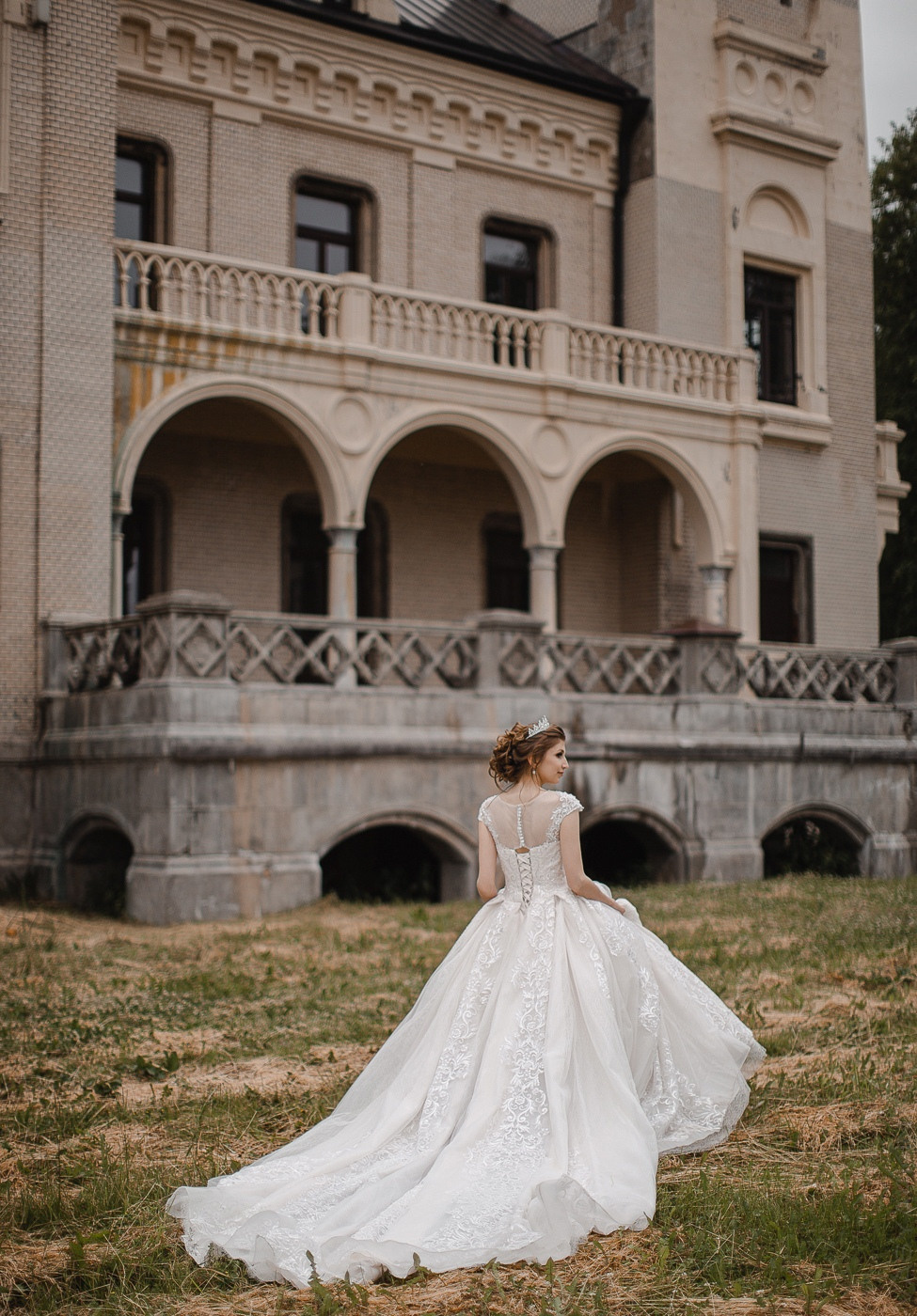 Красочная свадебная фотосессия в Москве
