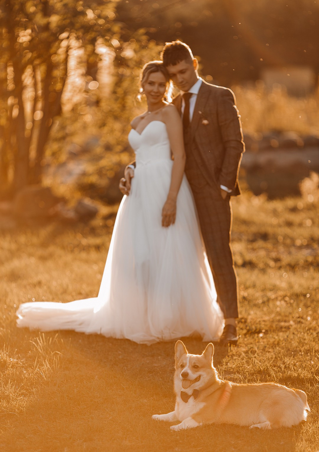  Счастливые моменты у памятника Ярославска – основателю города