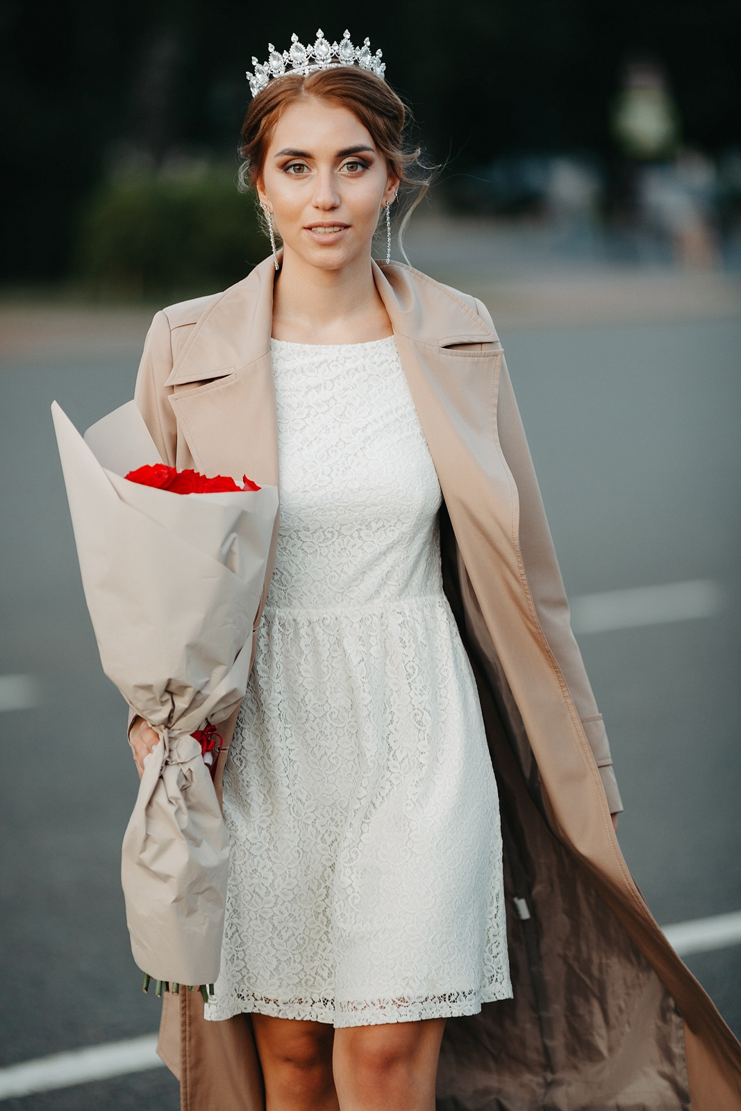  Свадебное платье и военная форма: теплое фото в Москве  