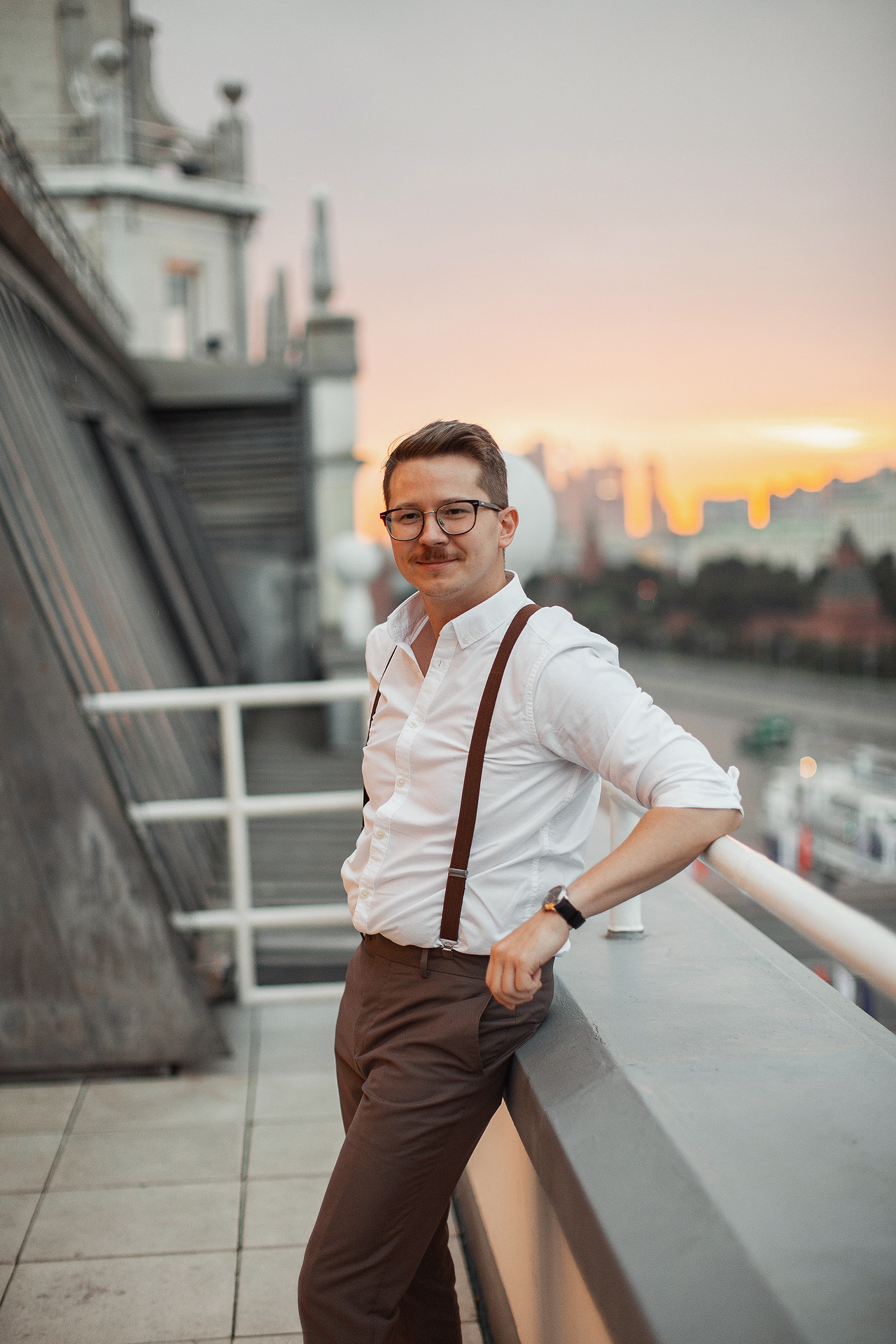  Любовные моменты возле Ярославных цветов