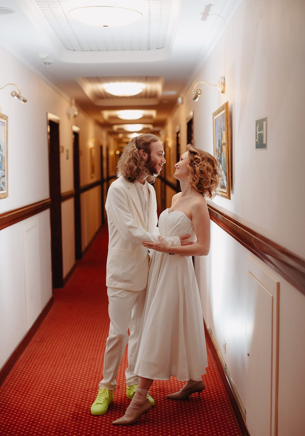 Сочные цвета на свадебных снимках ярославля под веселую музыку. Свадебный фотограф Ярославль Дмитрий Васячкин