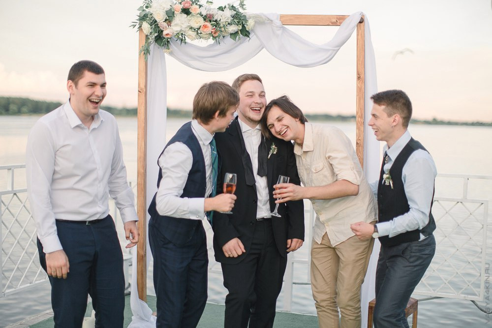 Фотосессия в стиле граффити на свадьбу в Ярославле