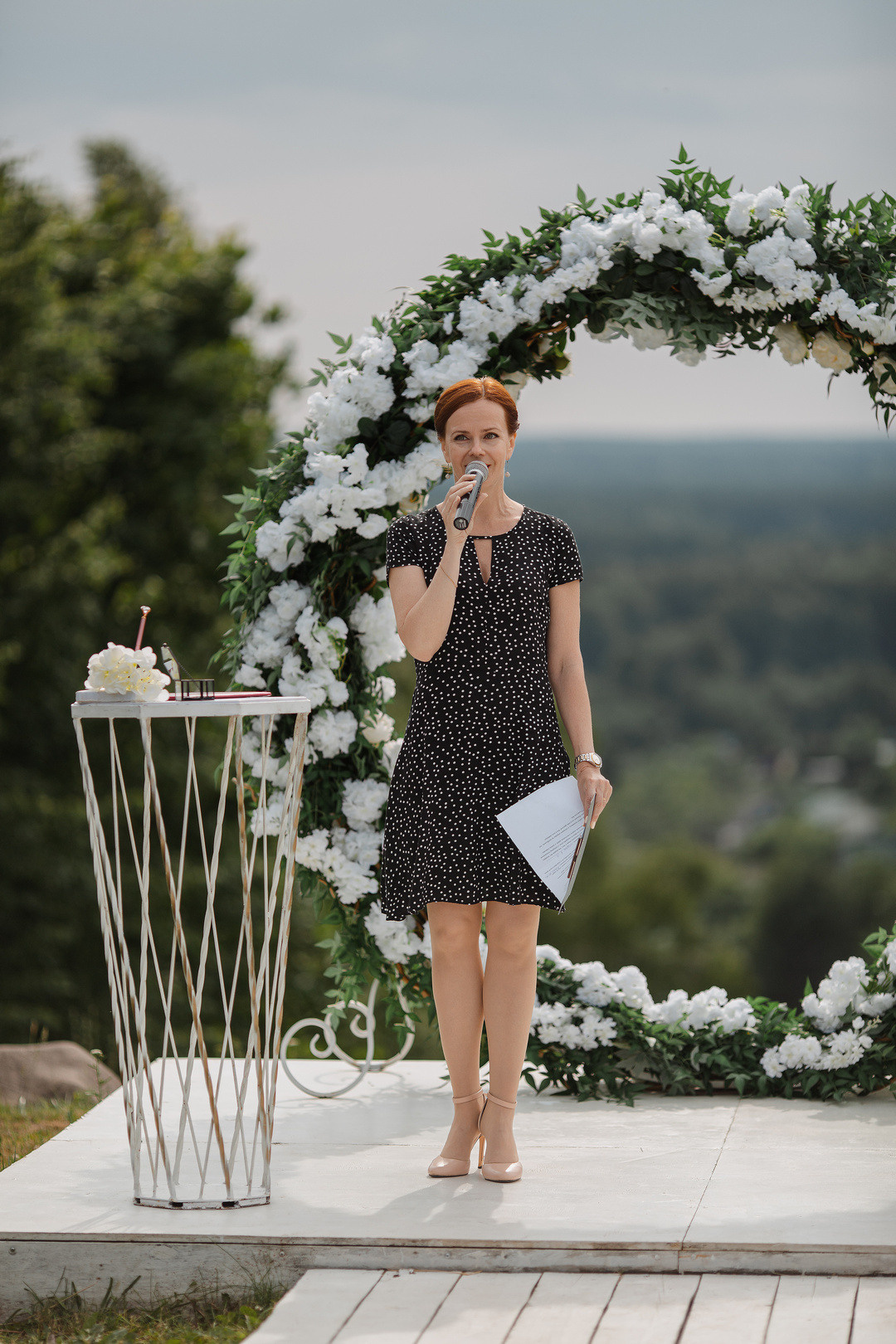  Романтическая свадебная церемония с видом на море