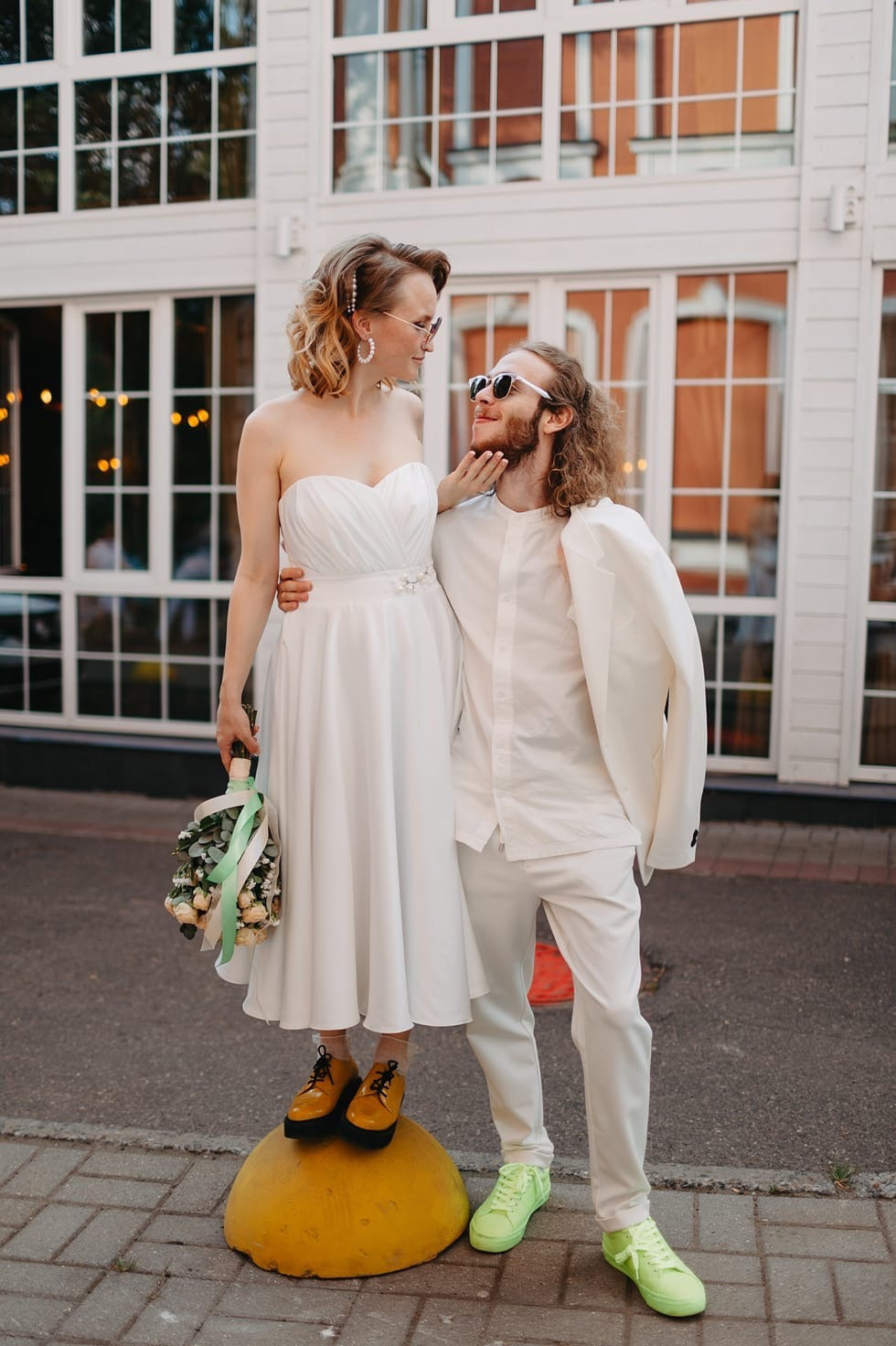 Сочные цвета на свадебных снимках ярославля под веселую музыку. Свадебный фотограф Ярославль Дмитрий Васячкин