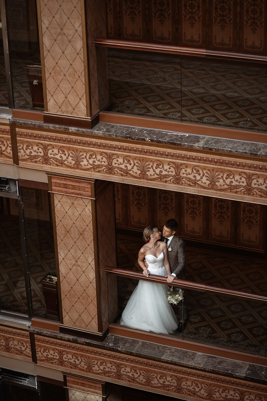  Романтика возле здания бывшей канцелярии Либермана